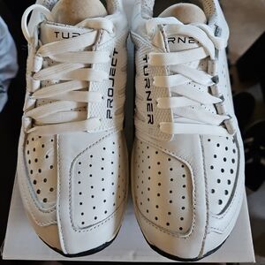 Turner Project T-SWOLEMATE Women Leather Cross Training Shoes T3000M NEW SZ 6